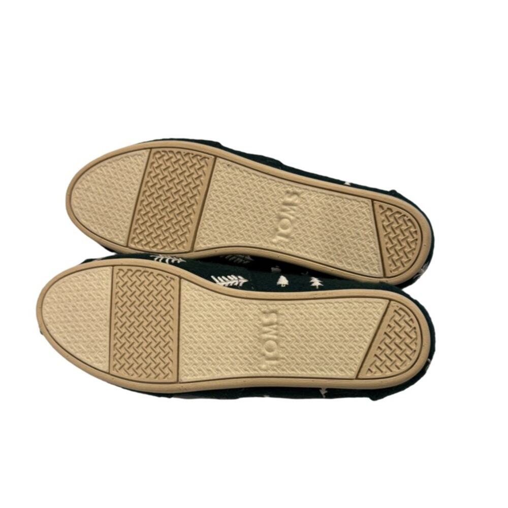 TOMS Classic Alpargata Flats Size 5.5 NWT Green Tree Print Canvas Slip On - Picture 5 of 6